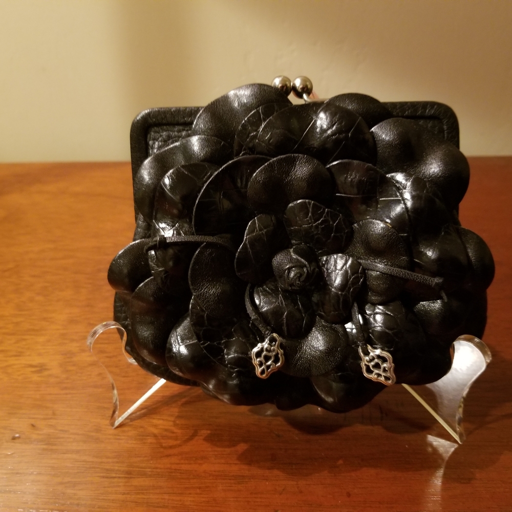 Elegant Black Floral Clutch